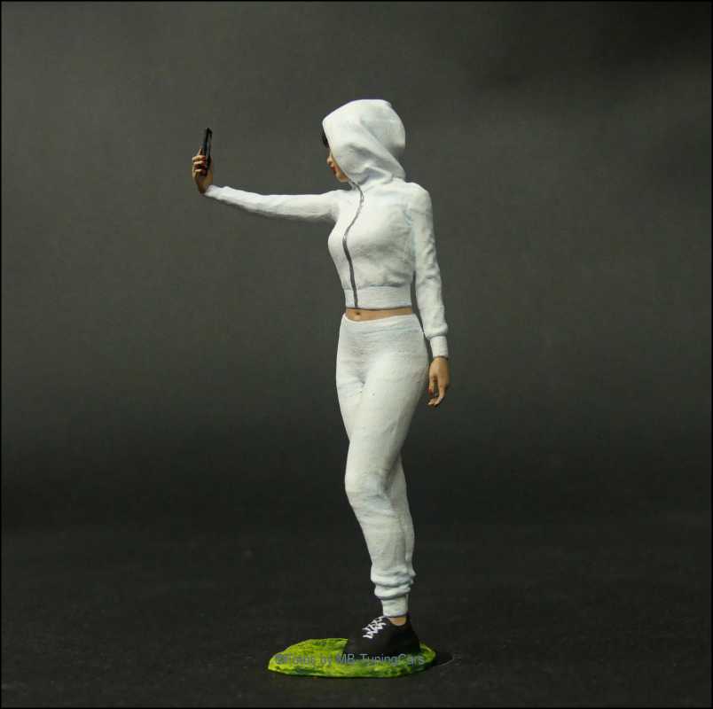 1:18 Selfie Girl - Handgemacht - 3D - Unikate -